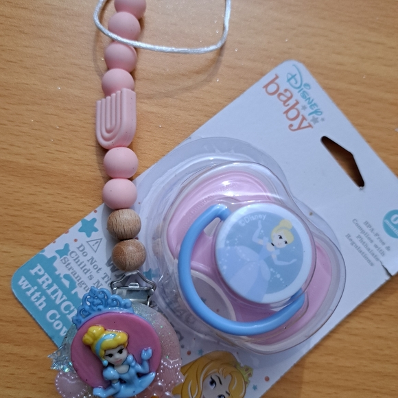 Accessories Complete Set Pacifier And Pacifiers Clip Poshmark